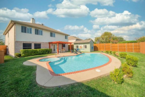Heated Pool and Hot Tub - Game Room - Near Lakes